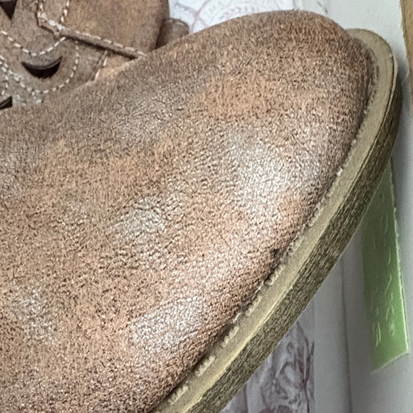 SO Brown and Gray Ankle Boots with Intricate Cutout - Picture 7 of 7